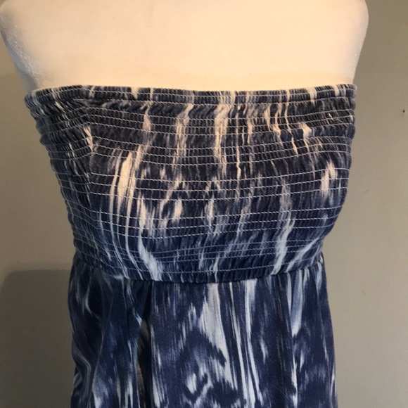 “JOLIE” Bandeau Blue Tie Dye Maxi Dress . - Picture 5 of 11